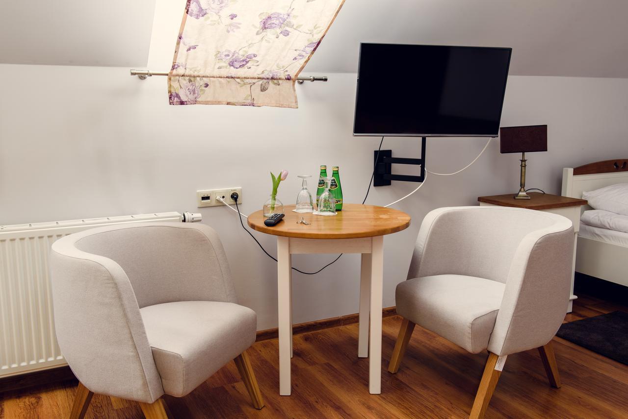 Hotel Gęsia Dolina Minikowo Zewnętrze zdjęcie